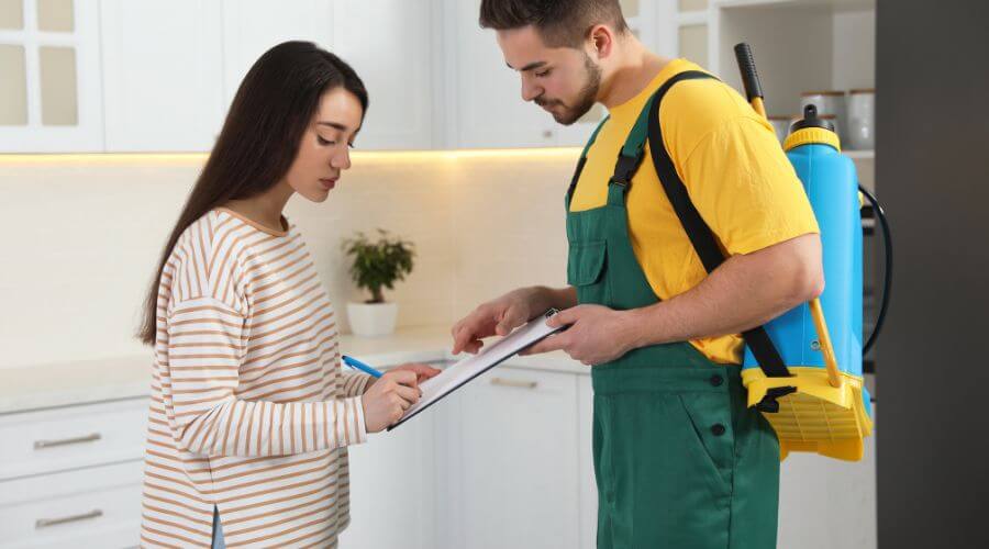 Professional pest control services in Glenelg South